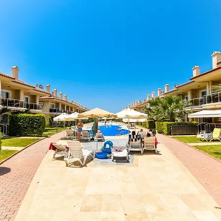 Light House 28 فتحية